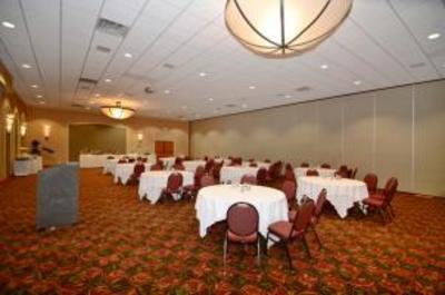 фото отеля BEST WESTERN PLUS Lakeway Inn