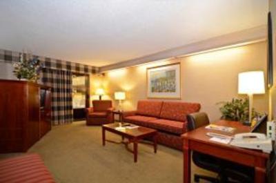 фото отеля BEST WESTERN PLUS Lakeway Inn