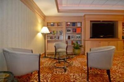 фото отеля BEST WESTERN PLUS Lakeway Inn