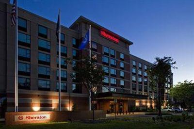 фото отеля Sheraton Herndon Dulles Airport Hotel