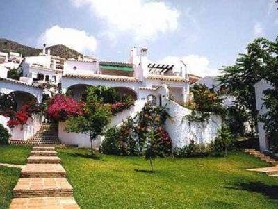 фото отеля El Capistrano Villages Nerja