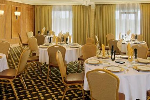фото отеля DoubleTree Suites by Hilton
