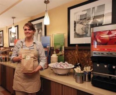 фото отеля Hampton Inn Grand Rapids-North