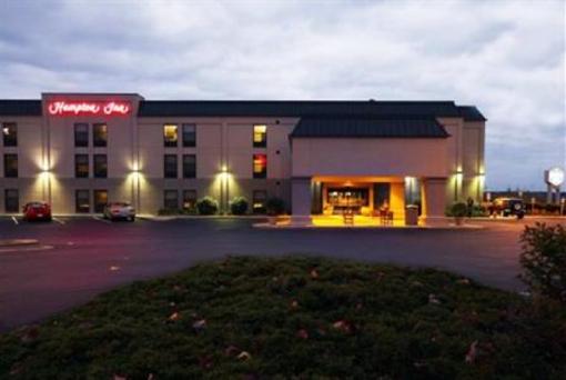 фото отеля Hampton Inn Grand Rapids-North