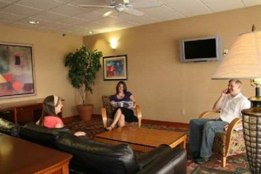 фото отеля Hampton Inn Grand Rapids-North