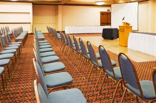 фото отеля Holiday Inn Minot - Riverside