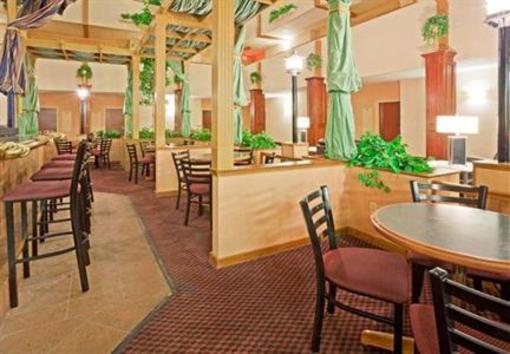 фото отеля Holiday Inn Minot - Riverside
