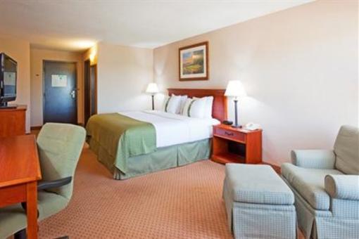 фото отеля Holiday Inn Minot - Riverside