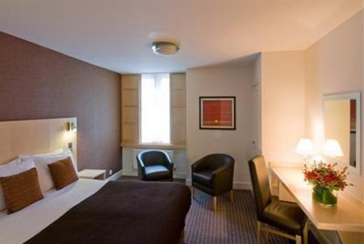 фото отеля Strand Palace Hotel London