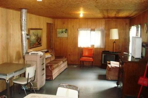 фото отеля Cadigan's Camp & Cottages