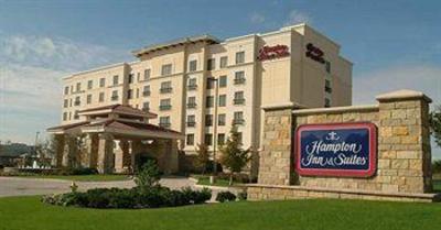 фото отеля Hampton Inn and Suites Legacy Park Frisco (Texas)
