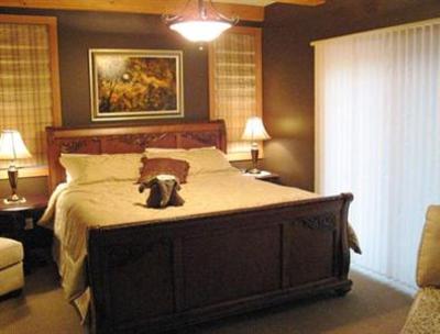 фото отеля Windborne Bed & Breakfast Castlegar