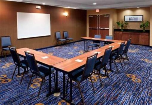 фото отеля Courtyard by Marriott Texarkana