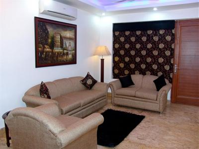 фото отеля Skylink Suites and Apartments