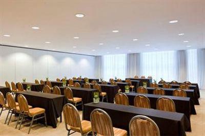 фото отеля Sheraton Milan Malpensa Airport Hotel & Conference Centre