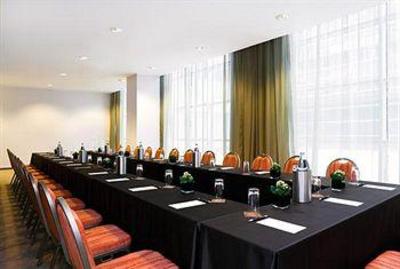 фото отеля Sheraton Milan Malpensa Airport Hotel & Conference Centre