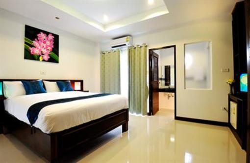 фото отеля Ruen Buathong Boutique Guest House Phuket