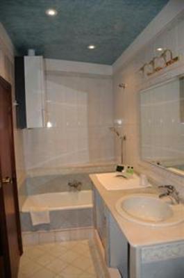 фото отеля Colonna Room Rental