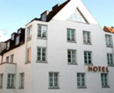 фото отеля Hotel Am Rathaus Augsburg