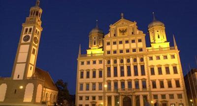 фото отеля Hotel Am Rathaus Augsburg