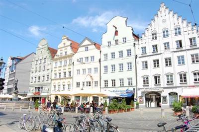 фото отеля Hotel Am Rathaus Augsburg