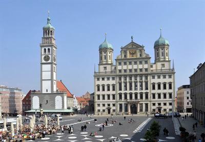 фото отеля Hotel Am Rathaus Augsburg