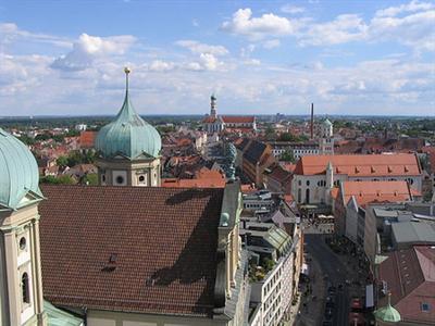 фото отеля Hotel Am Rathaus Augsburg