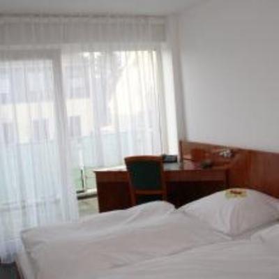 фото отеля Hotel Garni Merkenich