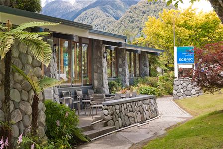 фото отеля Scenic Hotel Franz Josef Glacier