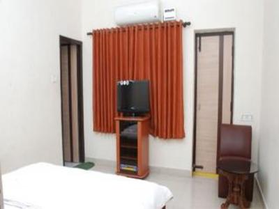 фото отеля Tejasri Residency