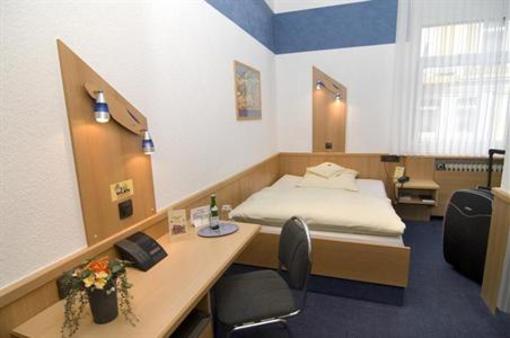 фото отеля Hotel Garni Elbe
