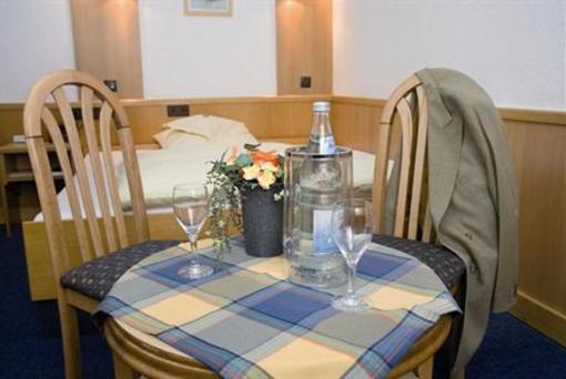 фото отеля Hotel Garni Elbe