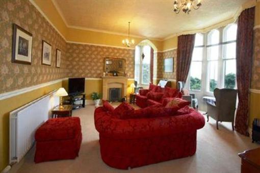 фото отеля Tower Court Apartments Saltburn-by-the-Sea