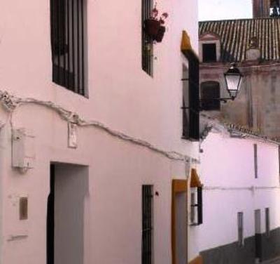 фото отеля Casa de La Robledo Guest House Penaflor