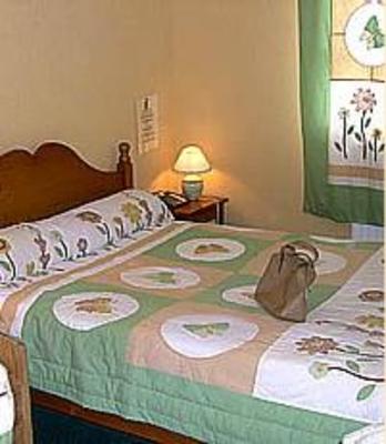 фото отеля Auberge Les Vallees Du Perche Vicheres