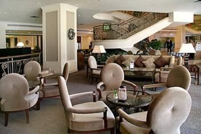 фото отеля Rosedale Hotel & Suites
