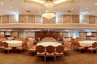 фото отеля Rosedale Hotel & Suites