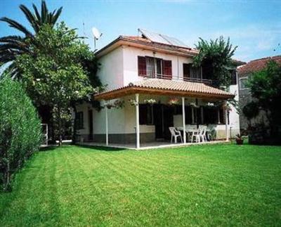 фото отеля Huljic Guesthouse Jelsa