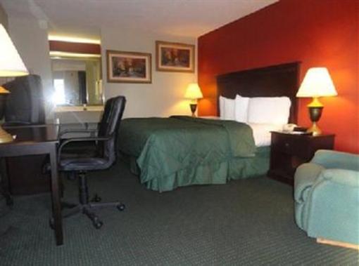фото отеля Red Carpet Inn Jennings (Louisiana)