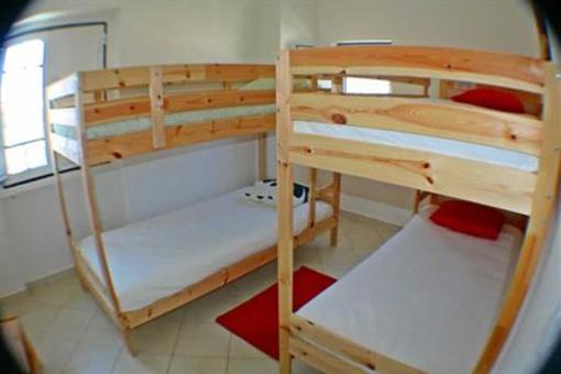 фото отеля Ocean Ferrel Surf Camp - Peniche