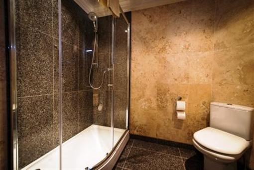 фото отеля Saddleworth Hotel
