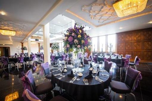 фото отеля Saddleworth Hotel