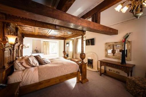 фото отеля Saddleworth Hotel