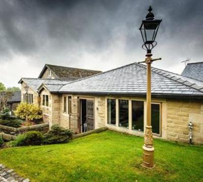 фото отеля Saddleworth Hotel