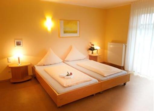 фото отеля Taranga Hotel
