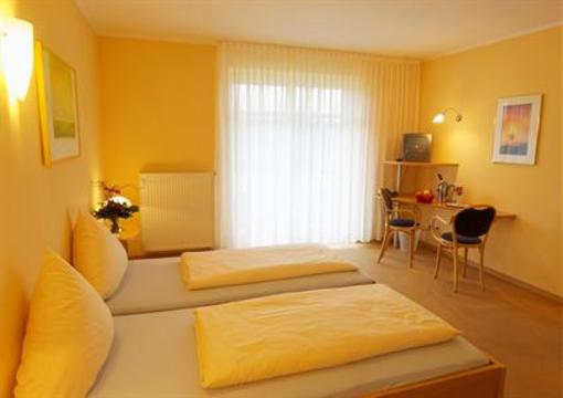 фото отеля Taranga Hotel