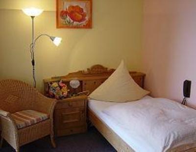 фото отеля Pension und Cafe Am Forst