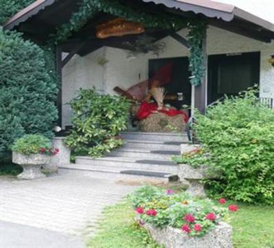 фото отеля Pension und Cafe Am Forst