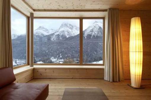 фото отеля Youth Hostel Scuol