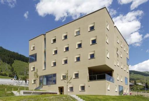 фото отеля Youth Hostel Scuol